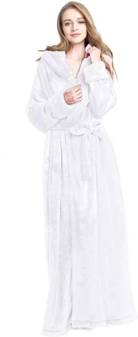 Women's Plush Robe Extra Long Robe with Pockets Thicken Soft Warm Bathrobe in Kuwait
