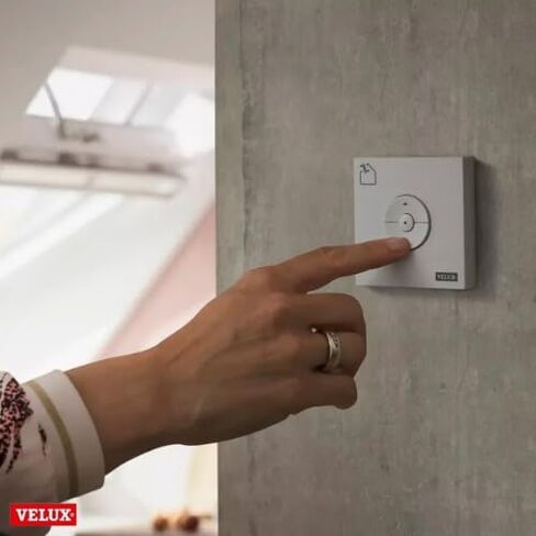 Velux Skylight Blind Remote فقط للتحكم في لوحة المفاتيح طراز KLI 312 US لتشغيل الستائر التي تعمل بمحرك Velux (تعمل الستائر فقط - لن تعمل المناور) in Saudi Arabia