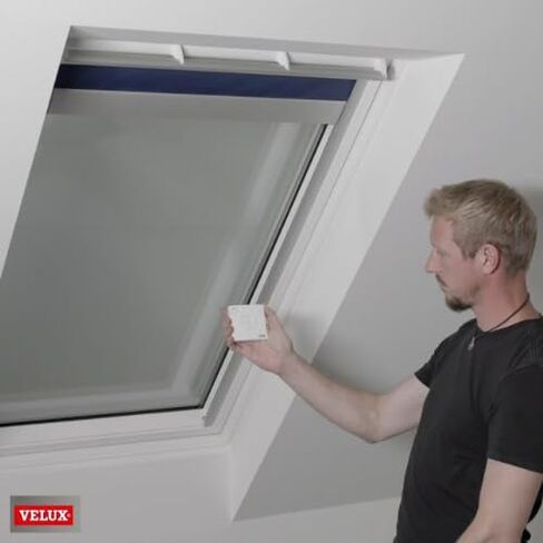 Velux Skylight Blind Remote فقط للتحكم في لوحة المفاتيح طراز KLI 312 US لتشغيل الستائر التي تعمل بمحرك Velux (تعمل الستائر فقط - لن تعمل المناور) in Saudi Arabia