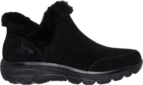 حذاء Skechers النسائي سهل الانزلاق للكاحل بدون استخدام اليدين in Saudi Arabia