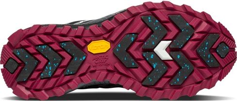 حذاء Saucony النسائي Peregrine 8 ICE+ الرياضي in Kuwait