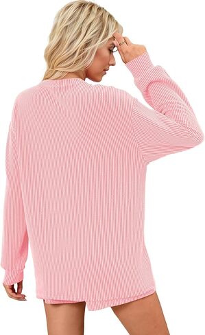 بيجامة عيد الميلاد للسيدات بأكمام طويلة مضلعة وسروال قصير متطابق مع مجموعة ملابس مريحة مع جيوب in Kuwait