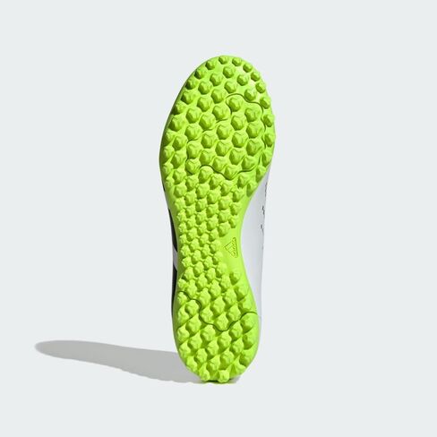 حذاء كرة القدم Adidas Predator Accuracy.4 Turf، للجنسين in Kuwait