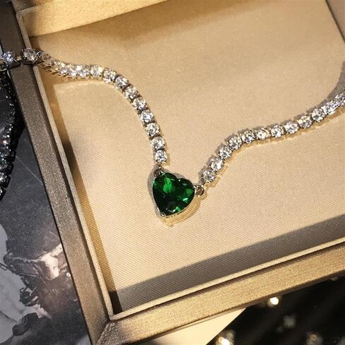 3 قطع عصابة رأس على شكل آذان الوحش باللون الأخضر وعصابة رأس على شكل قلب وقلادة على شكل قلب وإكسسوارات الحفلات مجموعة الهالوين التنكرية للبالغين in Kuwait