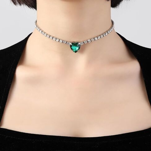 3 قطع عصابة رأس على شكل آذان الوحش باللون الأخضر وعصابة رأس على شكل قلب وقلادة على شكل قلب وإكسسوارات الحفلات مجموعة الهالوين التنكرية للبالغين in Kuwait