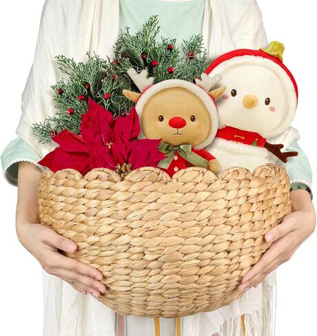 Handwoven Water Hyacinth Scalloped Hanging Basket, Wall Basket Hanging for Flowers Front Door Entryway, Living Room Scalloped Décor Wall Hanging Baskets 16" x 10" x 7"In, Boho Hanging Storage(Natural) in Kuwait