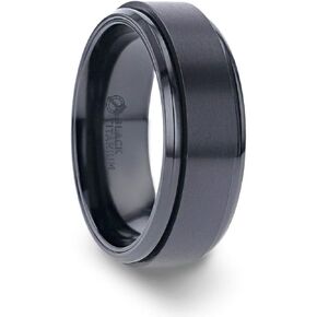 خاتم زفاف فانتوم أسود من التيتانيوم المصقول في المنتصف - بعرض 8 مم in Kuwait
