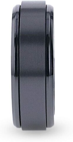 خاتم زفاف فانتوم أسود من التيتانيوم المصقول في المنتصف - بعرض 8 مم in Kuwait