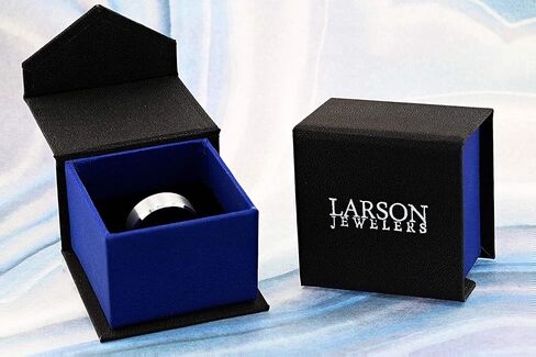 خاتم زفاف فانتوم أسود من التيتانيوم المصقول في المنتصف - بعرض 8 مم in Kuwait