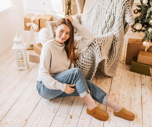 KuaiLu Womens Clog Slippers Cozy Warm Plush Lined With Arch Support Suede Faux Fur House ladies Bedroom Slippers Comfortable Memory Foam Slip-on Womans Home Shoes Indoor Outdoor Thick Hard Sole in Kuwait