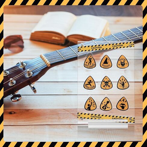 مجموعة هدايا جيتار مضحكة مكونة من 18 ريشة جيتار مضحكة وصندوق عرض أكريليك شفاف مع قاعدة قابلة للجمع من السليلويد مجموعة هدايا للقيثارات الكهربائية والجيتار الصوتي هدية الباس in Kuwait