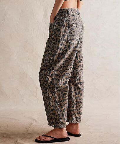Mid Rise Leopard Print Barrel Jeans for Women Stylish Boyfriend Wide Leg Baggy Denim Pants Trendy Printed Pants in Kuwait