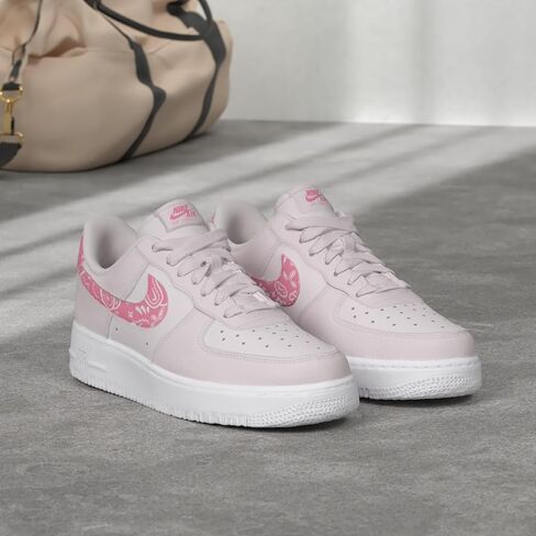 طراز Nike النسائي: Fd1448-664، لون وردي مرجاني، أبيض، 11.5 in Saudi Arabia
