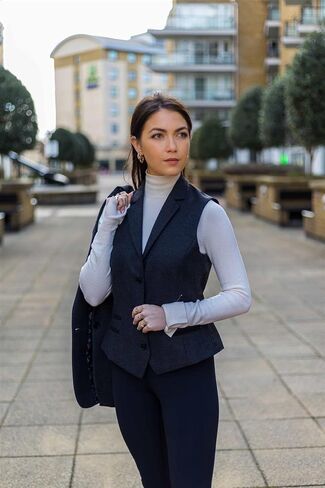 سترة نسائية سوداء صدرية من صوف التويد متعرجة كلاسيكية أنيقة غير رسمية عتيقة من عشرينيات القرن العشرين in Kuwait