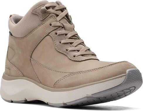 حذاء نسائي من Clarks Wave 2.0 متوسط ​​الكاحل in Saudi Arabia