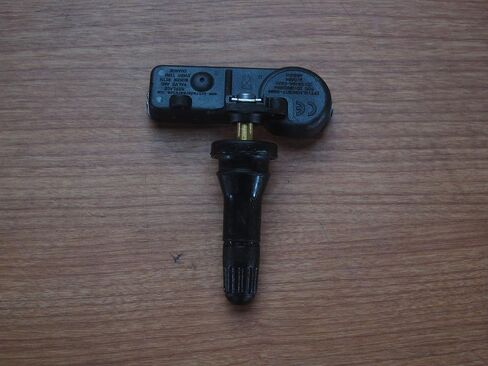 Mopar 2019-2020 Ram 1500 DT (New Body Style) Tire Pressure Sensor New OEM in Saudi Arabia