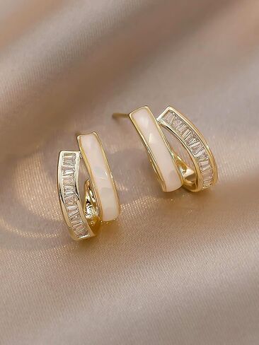 1 Pair Gold Cubic Zirconia Ring with Cat's Eye Stone - Stylish and Elegant Accessory for Everyday Wear in Saudi Arabia