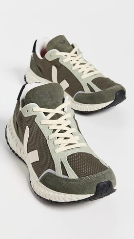 Veja Men's Condor Royale Alveomesh Sneakers in Saudi Arabia