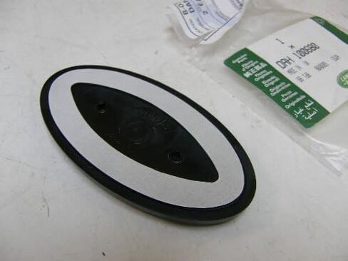 Genuine LAND ROVER REAR EMBLEM DECAL BADGE RANGE ROVER 03-09 RANGE ROVER SPORT 05-09 DEFENDER DAH100680 in Saudi Arabia