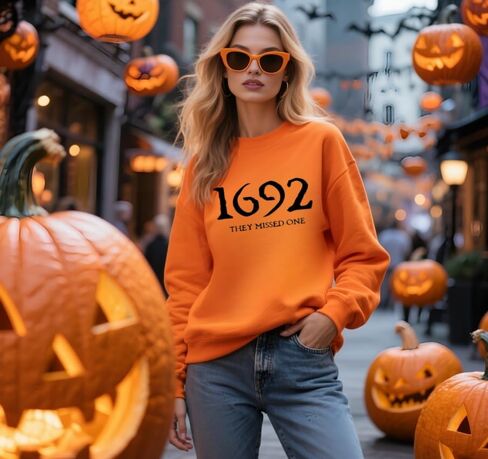 1692 They Missed One Sweatshirt Halloween Sweatshirts for Women Long Sleeve Spooky Season Shirt Pullover Sweater in Kuwait