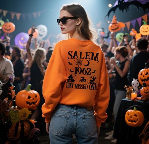 1692 They Missed One Sweatshirt Halloween Sweatshirts for Women Long Sleeve Spooky Season Shirt Pullover Sweater in Kuwait