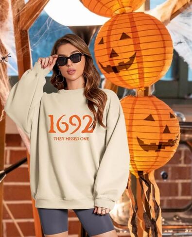 1692 They Missed One Sweatshirt Halloween Sweatshirts for Women Long Sleeve Spooky Season Shirt Pullover Sweater in Kuwait
