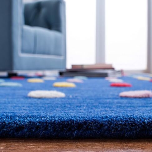SAFAVIEH Kids Collection Accent Rug - 4' x 6', Ivory, Handmade Polka Dot Wool, Ideal for High Traffic Areas in Playroom, Nursery, Bedroom (SFK804A) in Saudi Arabia