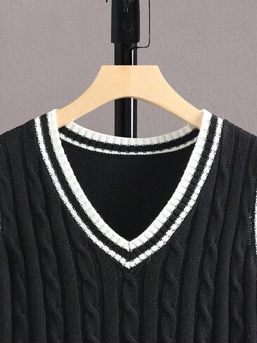 سترة OYOANGLE للرجال من نسيج كابل متماسكة على طراز Preppy مخططة على شكل حرف V ورقبة على شكل حرف V بدون أكمام in Kuwait