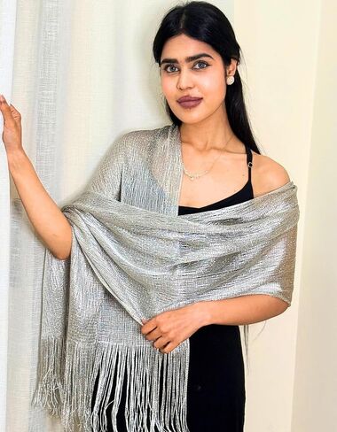 Metallic Shawls & Wraps for Evening Dress – Glittering Women's Scarves Perfect for Party & Wedding in Saudi Arabia