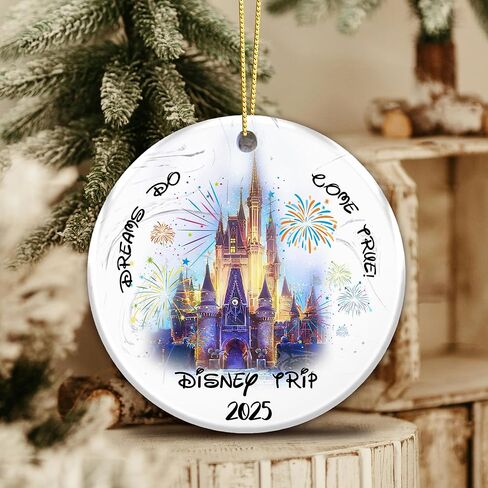 زينة رحلة الإجازة العائلية لعام 2024، قلعة منتزه المملكة السحرية مع الألعاب النارية، زينة القلعة للألعاب النارية 2024 (ألعاب القلعة النارية) in Kuwait