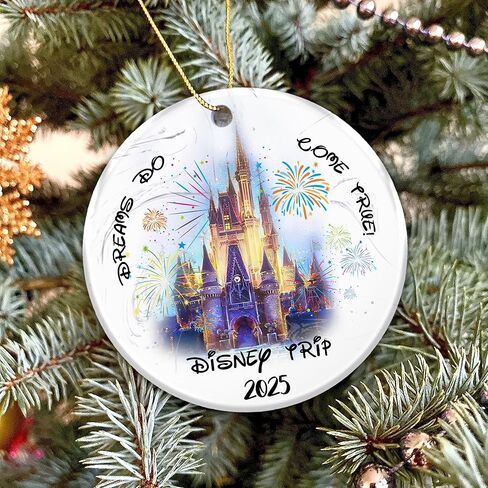 زينة رحلة الإجازة العائلية لعام 2024، قلعة منتزه المملكة السحرية مع الألعاب النارية، زينة القلعة للألعاب النارية 2024 (ألعاب القلعة النارية) in Kuwait