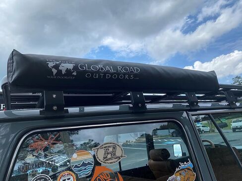 خيمة استحمام/خصوصية مثبتة على الطريق العالمي في الهواء الطلق in Kuwait