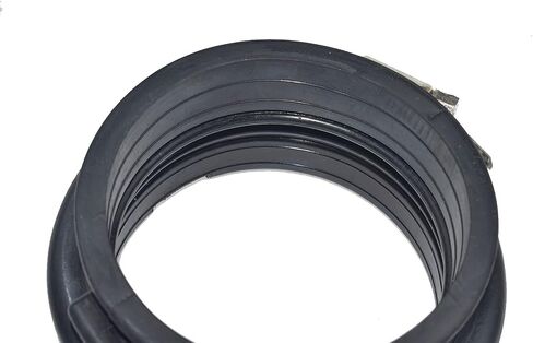 Air Cleaner To Throttle Body Rubber Hose For Chevrolet Colorado GMC Hummer H3 in Saudi Arabia