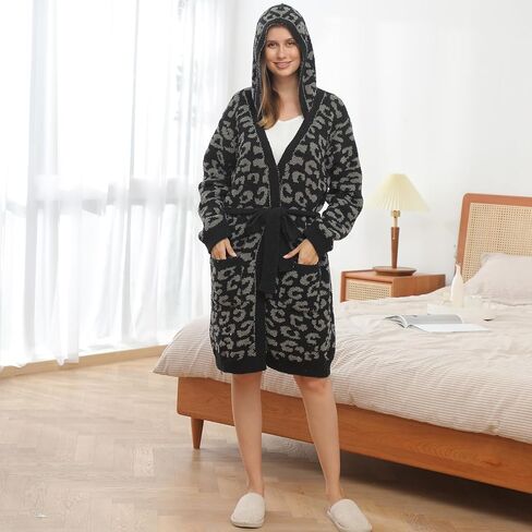 Soft Plush Hooded Robe, Cozy Warm Loungewear Bathrobe with Pockets for Women in Saudi Arabia