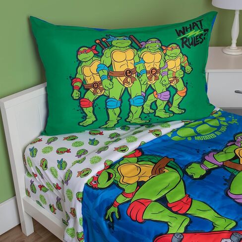 طقم سرير للأطفال الصغار من Teenage Mutant Ninja Turtles مكون من 4 قطع - يتضمن لحافًا ومجموعة ملاءات - جاهزة + ملاءة علوية + غطاء وسادة قابل للعكس لسرير الأولاد، أزرق in Saudi Arabia