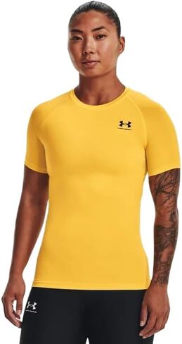 تي شيرت نسائي مضغوط بأكمام قصيرة من Under Armour، مقاس متوسط in Saudi Arabia
