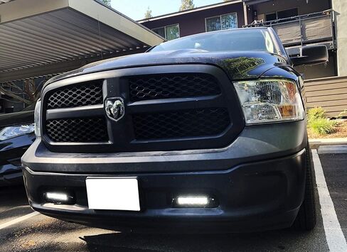 مجموعة مصابيح الضباب iJDMTOY Xenon White Mini-SR LED المتوافقة مع 2011-18 Dodge RAM 1500، تتضمن (2) أشرطة إضاءة LED عالية الطاقة بيضاء 30 وات، ودعامات منطقة فتح خطاف السحب ومجموعة أسلاك مفتاح التشغيل/الإيقاف in Saudi Arabia