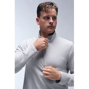 Alo Yoga Conquer 1/4 Zip Reform Long Sleeve - Athletic Heather Grey in Kuwait