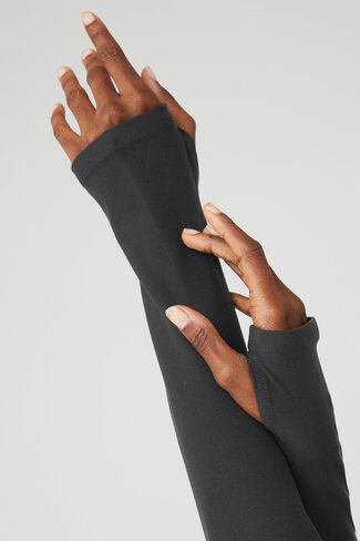 Alo Yoga Alosoft 1/2 Zip Rapid Pullover - Anthracite in Kuwait