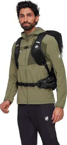 Mammut Ducan 26 – Unisex Outdoor Backpack for Hiking, Running, and Everyday Adventures, Sapphire Black, 26L in Kuwait
