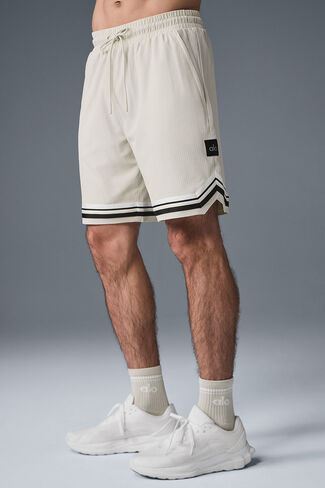 شورت ألو يوجا 9 بوصة تراكشن أرينا - عظمة in Kuwait