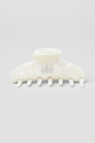 Alo Yoga 90's Claw Clip - White Pearl - White Pearl / One Size in Kuwait