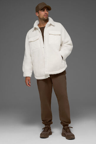 Alo Yoga Sherpa Edge Shacket - Ivory in Saudi Arabia