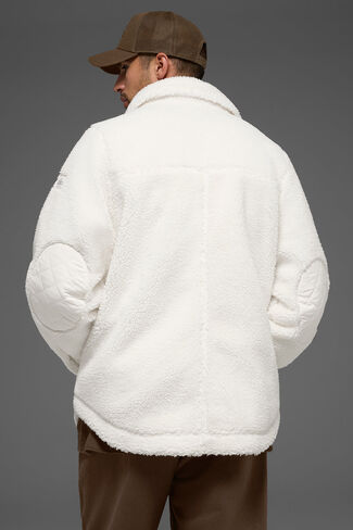 Alo Yoga Sherpa Edge Shacket - Ivory in Saudi Arabia
