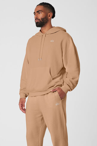 Alo Yoga Accolade Hoodie - Toasted Almond in Saudi Arabia