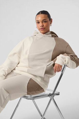 سترة Alo Yoga Make Waves - عاجي/عظم/حصى in Kuwait