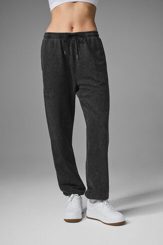 بنطال رياضي Alo Yoga Chill Vintage Wash - غسيل أسود in Kuwait