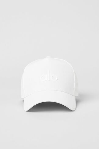 Alo Yoga Performance District Trucker Hat - White - White / One Size in Kuwait