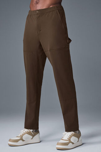 Alo Yoga Co-Op Carpenter Track Pant - Espresso in Kuwait
