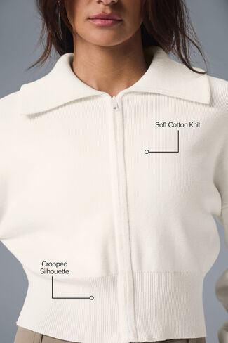 سترة Alo Yoga Scholar المحبوكة بسحاب كامل - عاجي in Kuwait